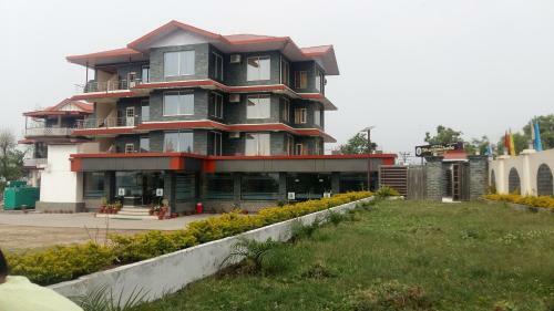 Hotel Dharamshala Paradise