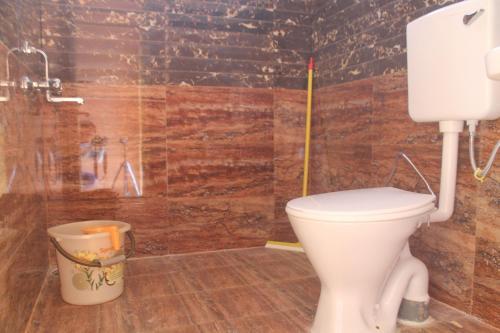 Hostal Snow View Rooms In Naddi