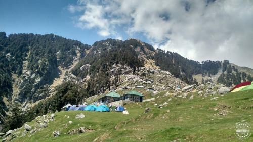 Holidaydada Triund (dharamshala) Camps