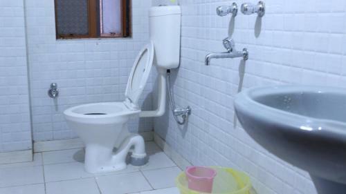 Hotel Zero To One Stay - Silk Route Residence