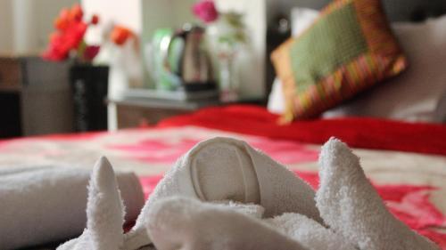 Hotel Zero To One Stay - Silk Route Residence