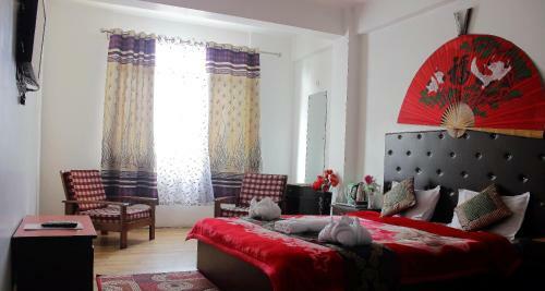 Hotel Zero To One Stay - Silk Route Residence