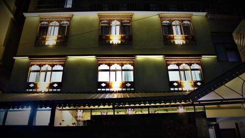 Hotel Zero To One Stay - Silk Route Residence