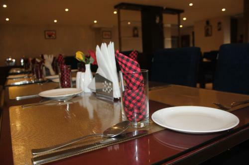 Hotel The Mansarovar