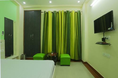 Hotel Lotus Home