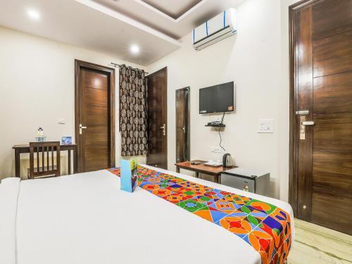 Fabhotel Gcr Sector 43