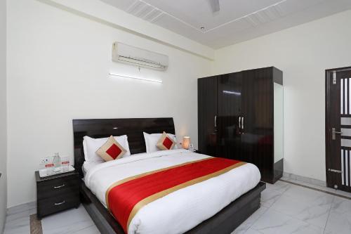 Hotel Oyo 10928 Krishna Kunj