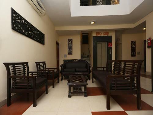 Hotel Oyo 23332 Flagship Divine Inn
