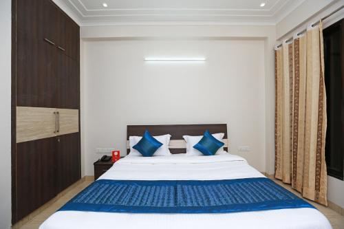 Hotel Oyo 11911 Go Rooms