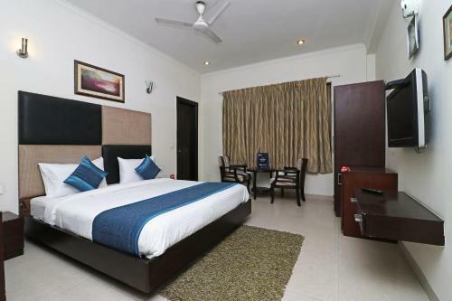 Oyo 10171 Hotel Krishna Inn