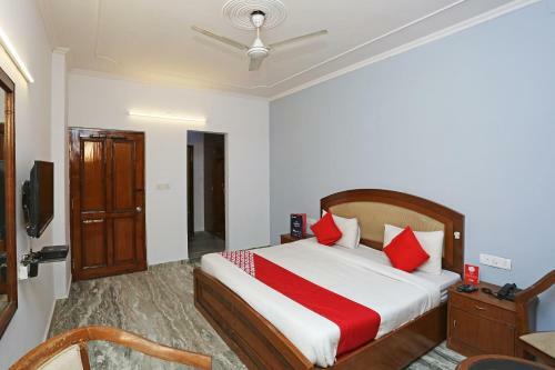 Hotel Oyo 13843 Corple Stays