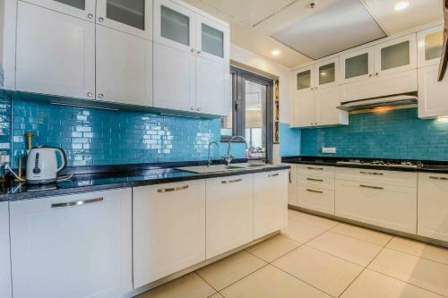 Apartamento Hostie Aadhya ? 3 Br Luxury Condo