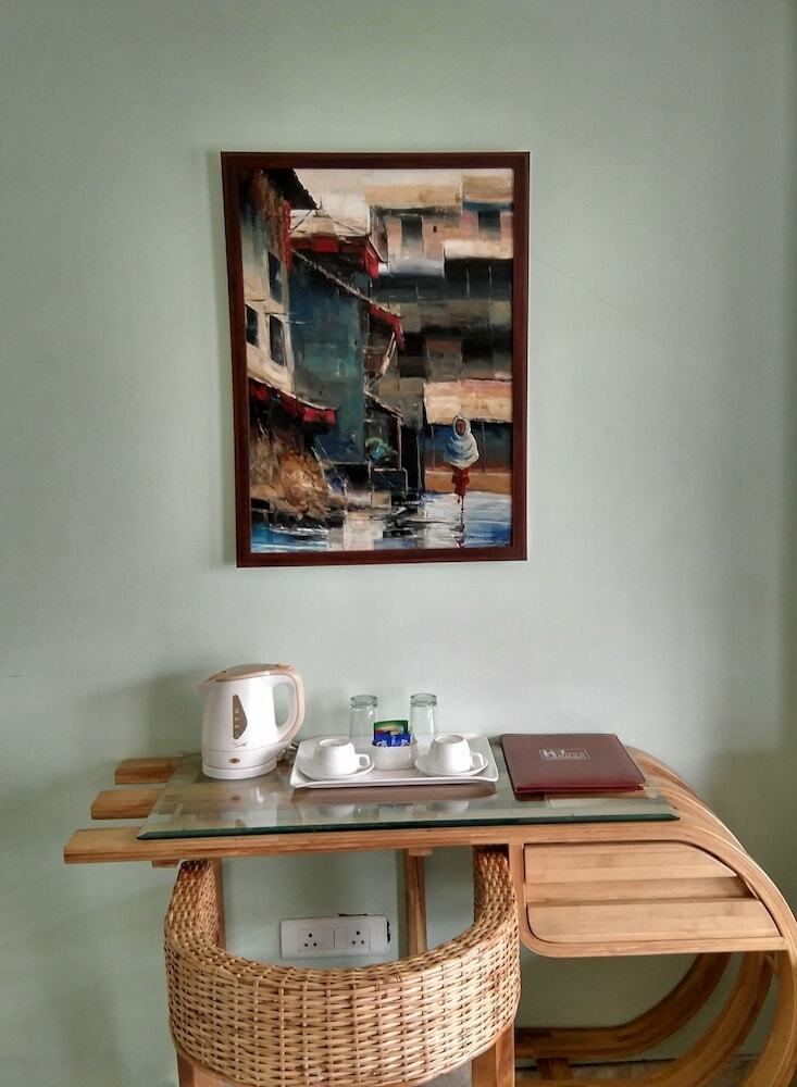 Bed & Breakfast Hotel Rains Inn