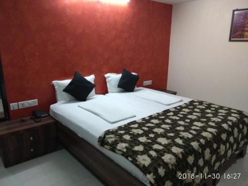 Hostal Minakshi Guest House