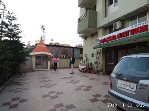 Hostal Minakshi Guest House