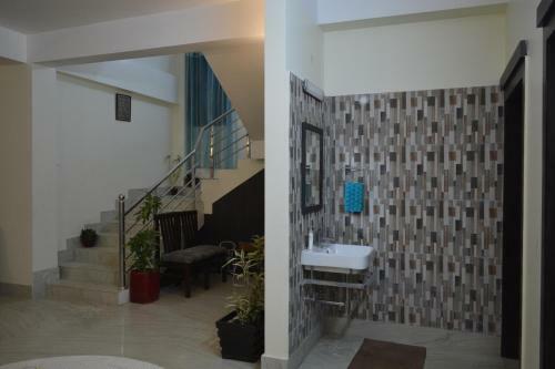 Meadows Inn Homestay