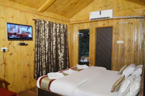 Hotel Brahmaputra Jungle Resort