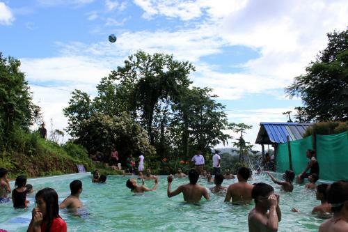 Hotel Brahmaputra Jungle Resort