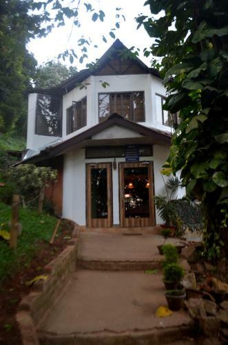 Hotel Brahmaputra Jungle Resort
