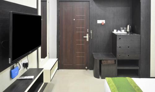 Treebo Trend Hotel Rudraksh