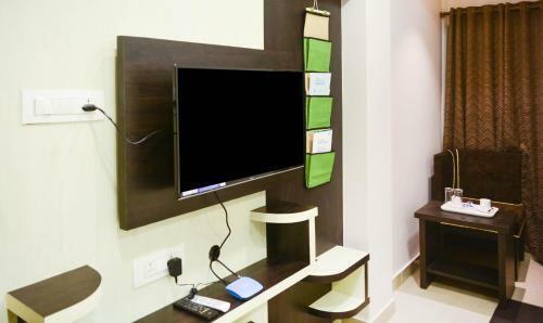 Treebo Trend Hotel Rudraksh