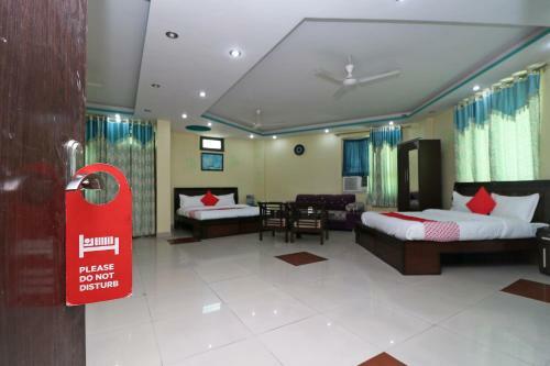 Oyo 14708 Hotel Ashiyana