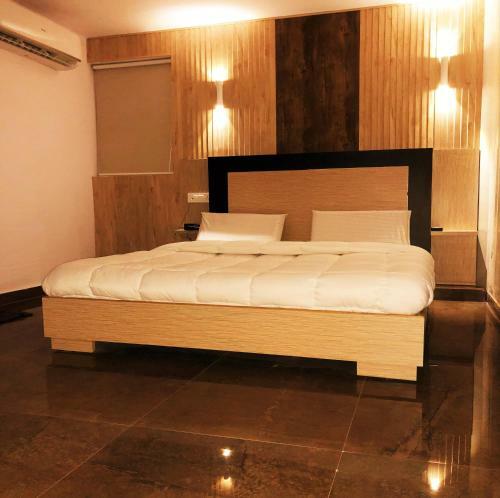 Hotel Pardesi's