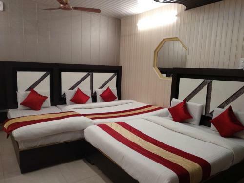 Hotel Pardesi's