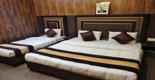 Hotel Pardesi's