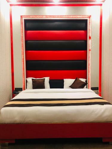 Hotel Pardesi's