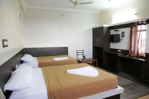 Hotel Shreevara Residency