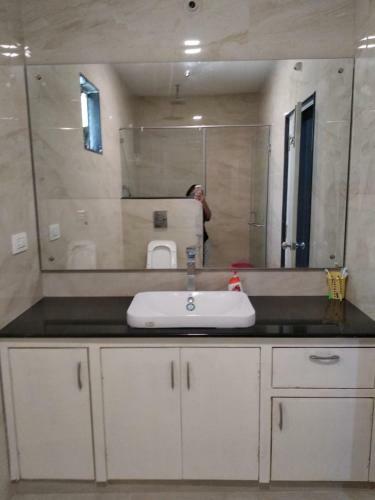 4000sft Penthouse Apartment With Splendid Views