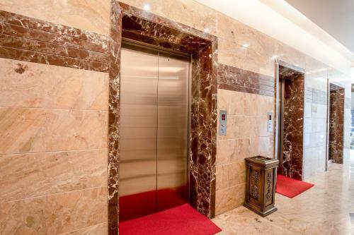 Hotel Oyo 4035 Spg Grand