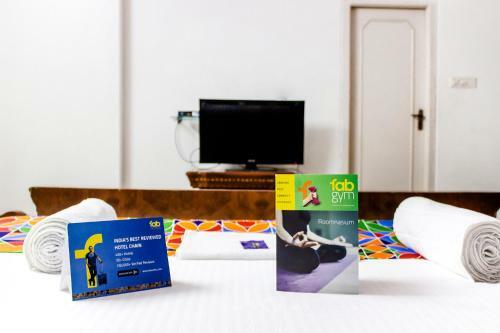 Hotel Fabexpress Hillstone Banjara Hills