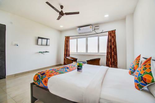 Fabhotel Royal Emirates Jubilee Hills