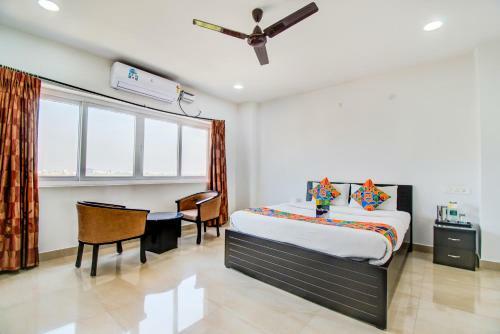 Fabhotel Royal Emirates Jubilee Hills