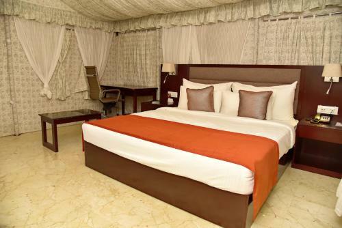 Pride Hotel & Convention Centre Indore