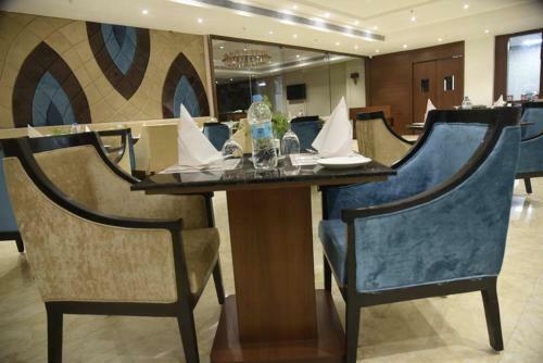 Pride Hotel & Convention Centre Indore