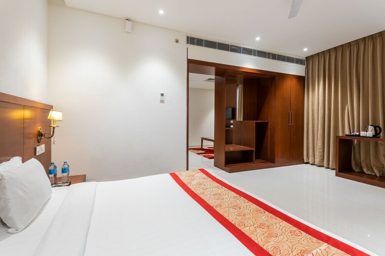 Hotel The Chandra Leela