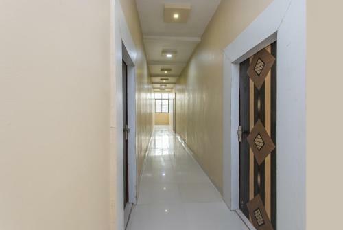 Oyo 16121 Hotel Antilia