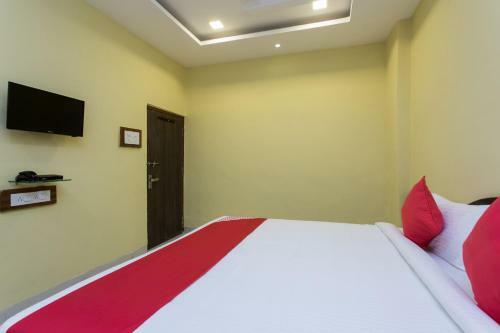 Oyo 16121 Hotel Antilia