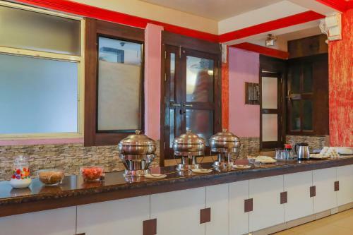 Hotel Treebo Trend Paradise, Indore