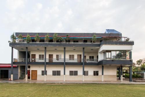Oyo 22319 Hotel Prem Bandhan