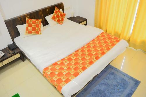 Hotel Good Luck-vijay Nagar