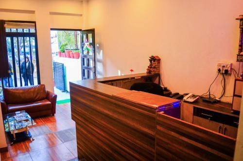 Hotel Good Luck-vijay Nagar