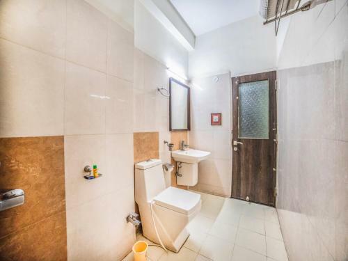 Fabhotel Santoor Tukoganj