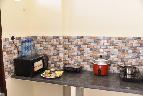 Stayeden Service Apartment