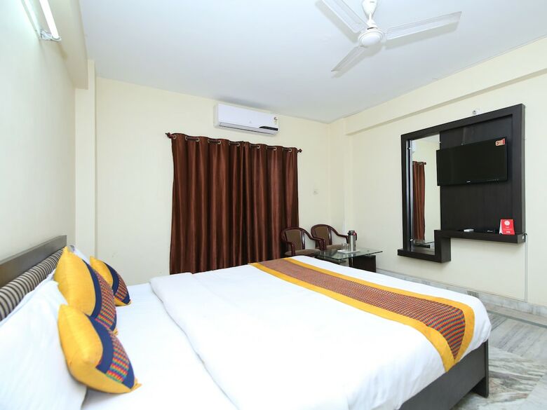 Oyo 8170 Hotel Datt Residency