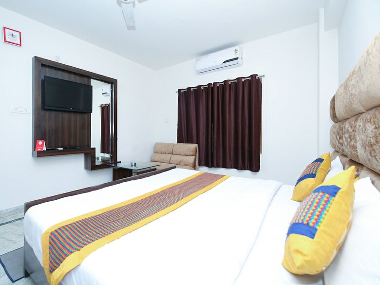 Oyo 8170 Hotel Datt Residency