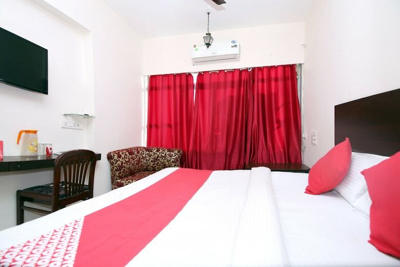 Oyo 9305 Hotel Dwarika Inn